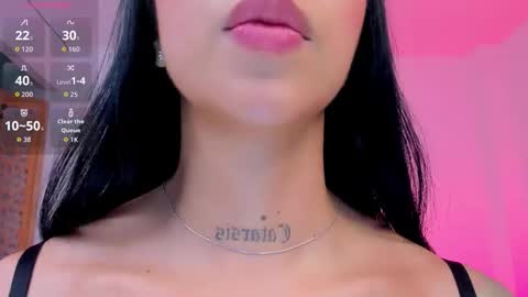 sophierooy online show from March 20, 2:33 pm