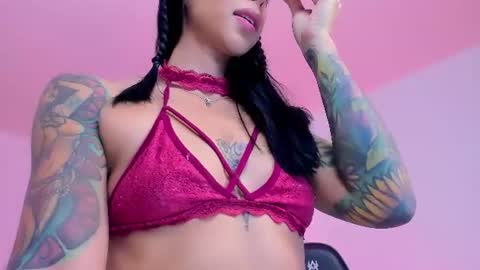 Snapshot of sophierooy chatting on July 26, 1:14 am sophierooy online show from July 26, 1:14 am