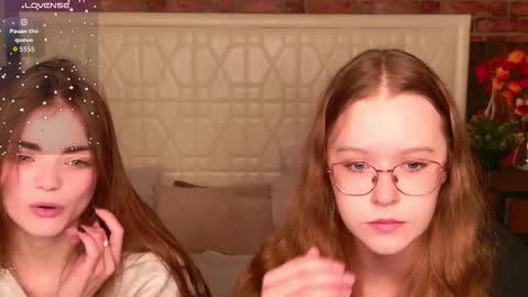 Sophie and my bestie Mandy    online show from November 23, 1:11 pm