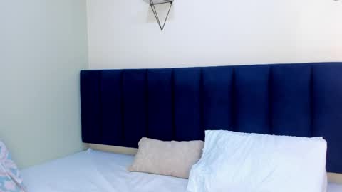 sophieturner_mg online show from April 18, 7:18 pm