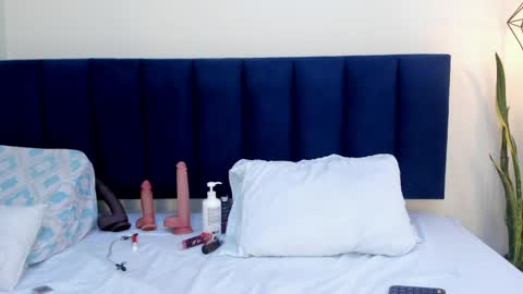 sophieturner_mg online show from April 20, 7:59 pm