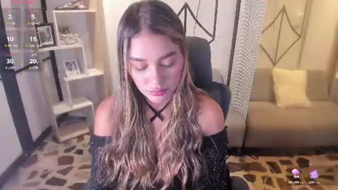 Snapshot of sophiewatson_ chatting on June 26, 4:50 am sophiewatson_ online show from June 26, 4:50 am