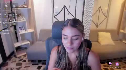 Snapshot of sophiewatson_ chatting on June 27, 5:56 am sophiewatson_ online show from June 27, 5:56 am