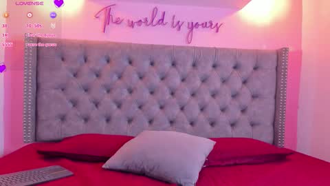 Sophii  online show from March 18, 9:51 pm