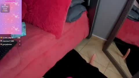 sophi online show from December 28, 5:35 pm