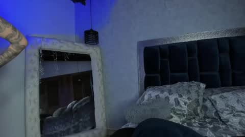 sophi online show from February 19, 4:12 am