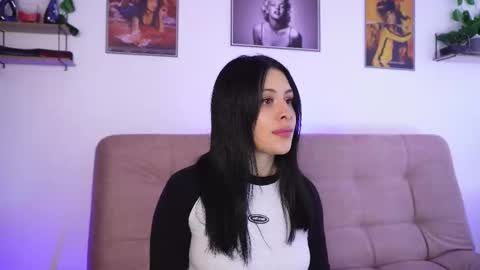 Sophiie online show from November 20, 11:43 am