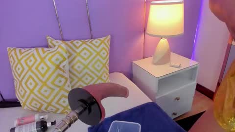 Sophy online show from March 24, 11:48 am