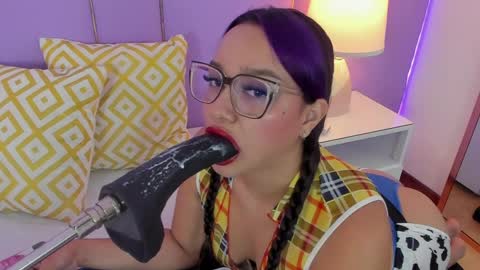 Sophy online show from April 6, 11:55 am