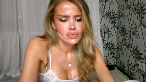 Snapshot of soravell chatting on June 17, 7:26 pm soravell online show from June 17, 7:26 pm