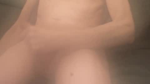 Snapshot of sorg44 chatting on December 18, 1:11 am sorg44 online show from December 18, 1:11 am