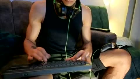 businessman online show from June 18, 2:23 am