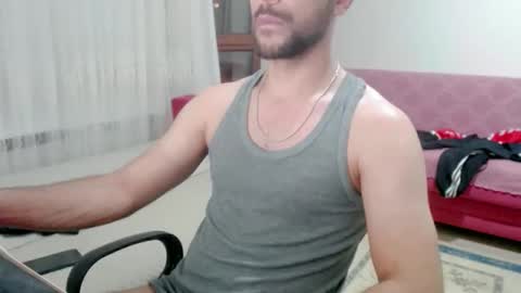 luis online show from September 15, 9:37 pm