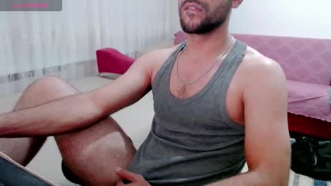 luis online show from October 19, 10:21 pm