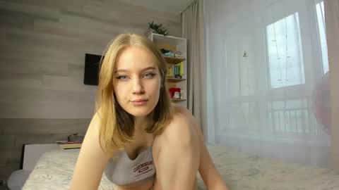 Snapshot of sosaguillypleasure chatting on May 22, 12:55 pm sosaguillypleasure online show from May 22, 12:55 pm