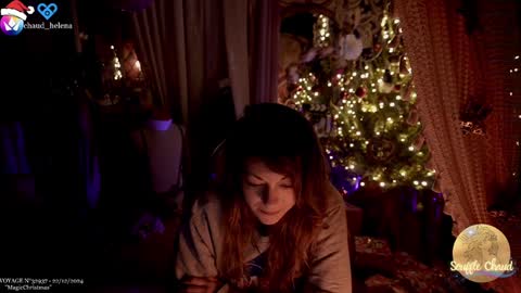 Snapshot of souffle_chaud chatting on December 22, 5:53 pm . . online show from December 22, 5:53 pm