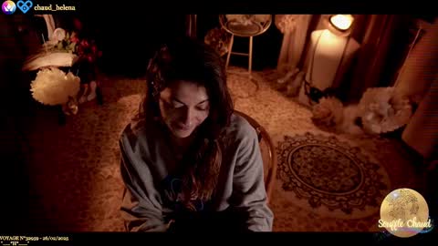 Snapshot of souffle_chaud chatting on February 26, 9:05 pm . . online show from February 26, 9:05 pm