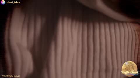 Snapshot of souffle_chaud chatting on November 12, 8:30 pm . . online show from November 12, 8:30 pm