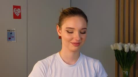 sylene online show from November 21, 3:22 pm