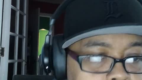 Snapshot of soul_glo chatting on March 25, 10:49 pm soul_glo online show from March 25, 10:49 pm