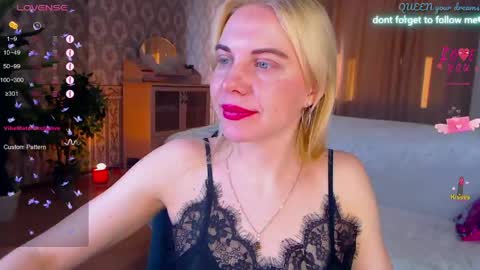 Lisa online show from April 24, 2:03 am