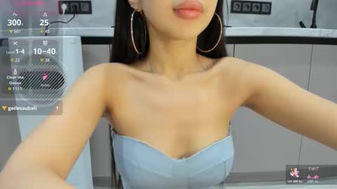 Mia online show from October 30, 9:04 pm