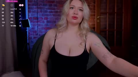 soulmeinme online show from November 18, 8:13 pm