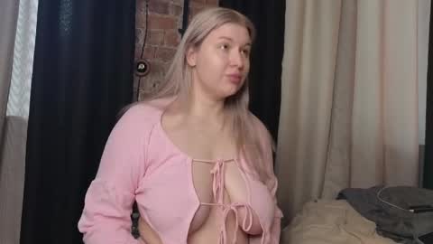 soulmeinme online show from April 22, 7:22 am