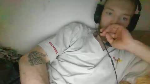 soumi854640 online show from November 30, 12:53 pm