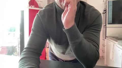 Snapshot of soumisanal2013 chatting on November 18, 12:42 pm soumisanal2013 online show from November 18, 12:42 pm