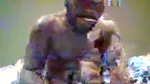 Snapshot of source1012 chatting on January 15, 3:22 am source1012 online show from January 15, 3:22 am