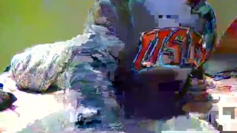 Snapshot of source1012 chatting on February 6, 12:22 am source1012 online show from February 6, 12:22 am