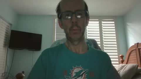 Snapshot of southflaman chatting on November 30, 12:31 pm ScorpioKobra online show from November 30, 12:31 pm