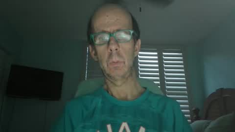 Snapshot of southflaman chatting on December 15, 12:31 pm ScorpioKobra online show from December 15, 12:31 pm