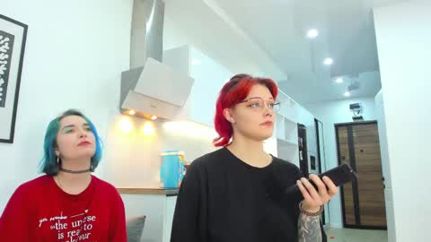 Leah online show from May 3, 10:27 pm