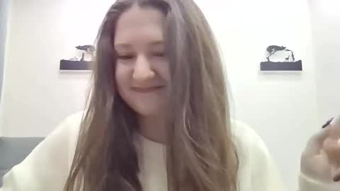 Snapshot of sovagloomy chatting on October 31, 5:03 pm sovagloomy online show from October 31, 5:03 pm