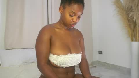 sow_fitt online show from December 24, 9:44 pm