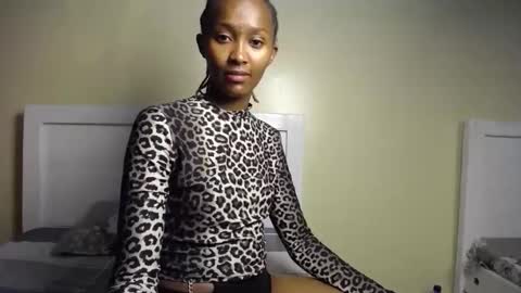 sower_velvet online show from December 3, 9:02 pm