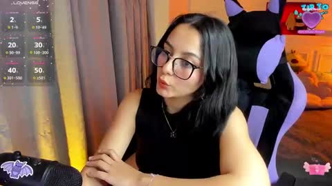 Snapshot of soy___lili chatting on February 26, 11:26 pm Lili online show from February 26, 11:26 pm
