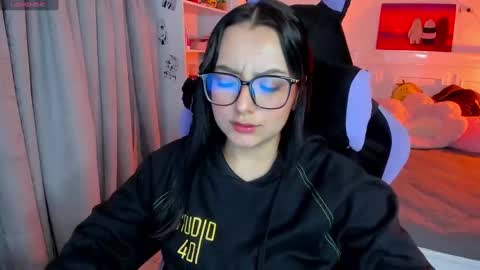 Snapshot of soy___lili chatting on September 20, 12:55 am Lili online show from September 20, 12:55 am