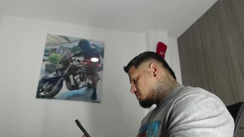 soy_apolo online show from September 15, 4:40 pm