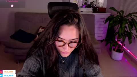 Snapshot of soyabby_ chatting on February 13, 2:01 am Luisa online show from February 13, 2:01 am