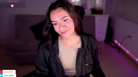 Snapshot of soyabby_ chatting on February 28, 2:31 am Luisa online show from February 28, 2:31 am