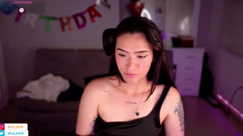 Snapshot of soyabby_ chatting on March 6, 3:24 am Luisa online show from March 6, 3:24 am