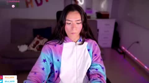 Snapshot of soyabby_ chatting on March 8, 2:34 am Luisa online show from March 8, 2:34 am