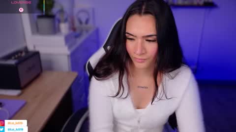 Snapshot of soyabby_ chatting on September 11, 11:38 pm Luisa online show from September 11, 11:38 pm