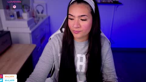 Snapshot of soyabby_ chatting on October 21, 6:03 am Luisa online show from October 21, 6:03 am