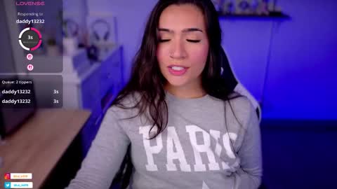 Snapshot of soyabby_ chatting on October 21, 7:36 pm Luisa online show from October 21, 7:36 pm