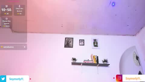 Independent Model Merly online show from February 22, 9:46 pm