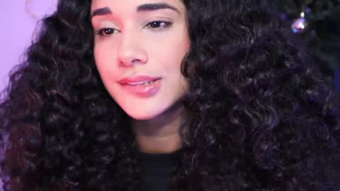 You want to talk to me more personal follow me in My Channel VIP  50 the discount       online show from December 9, 10:52 pm